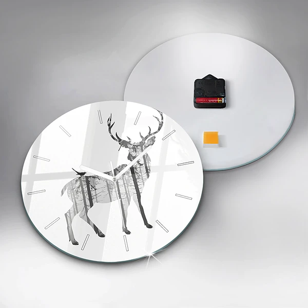 Wanduhr rund Silhouette eines Rehs Wald