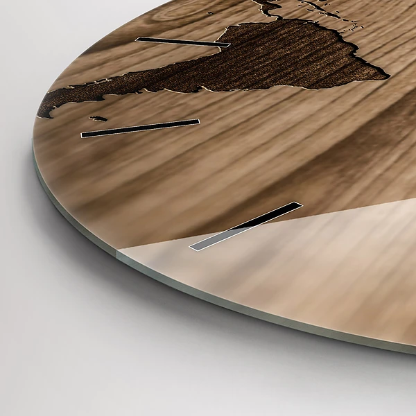 Wanduhr rund Weltkarte auf Holz