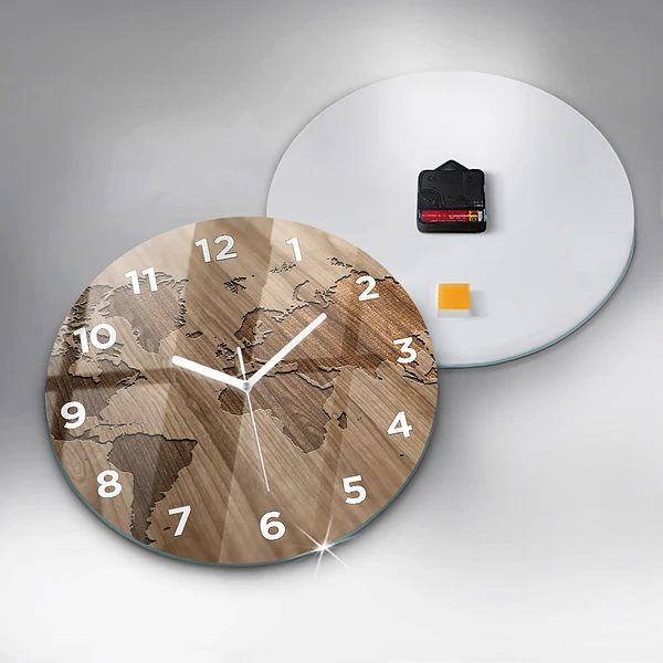 Wanduhr rund Weltkarte auf Holz