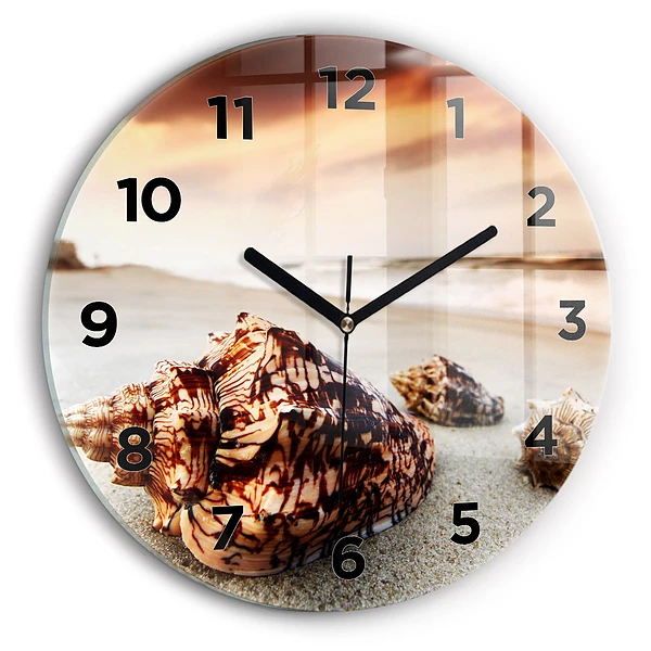 Wanduhr rund Muschel am Strand