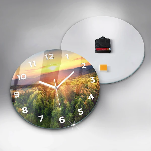 Wanduhr rund Sonnenuntergang über den Hügeln