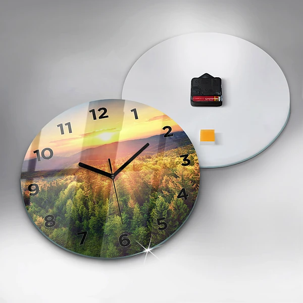 Wanduhr rund Sonnenuntergang über den Hügeln