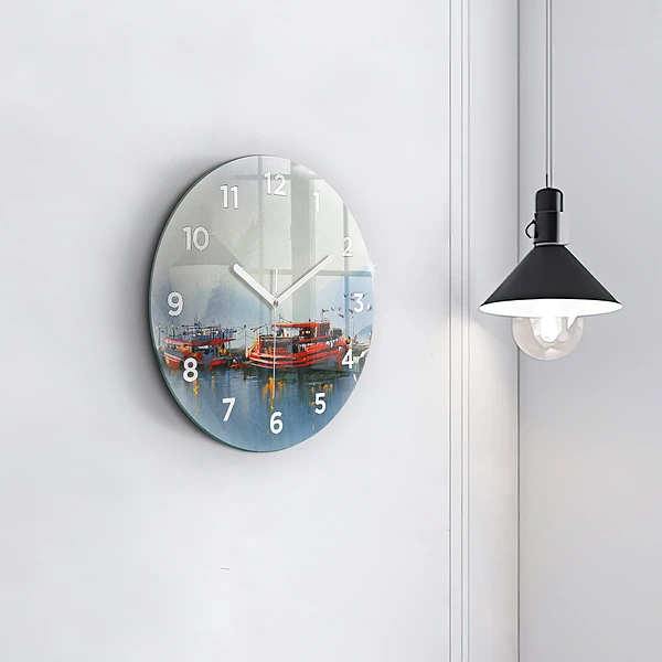 Wanduhr rund mit motiv Fischerboot im Hafen