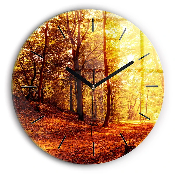 Wanduhr glas rund Waldlandschaft in der Sonne