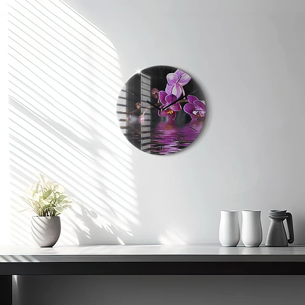 Wanduhr glas rund Orchideenblüte auf dem Wasser