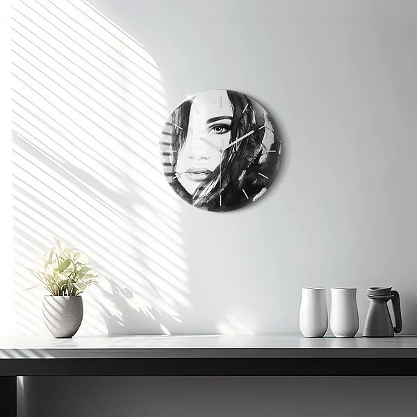 Wanduhr glas rund Porträt einer Frau Aquarell
