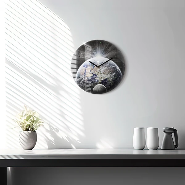 Wanduhr rund Die Erde der Mond die Sonne