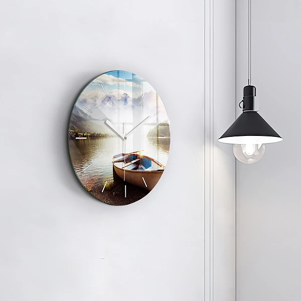 Wanduhr glas rund Blick auf den See