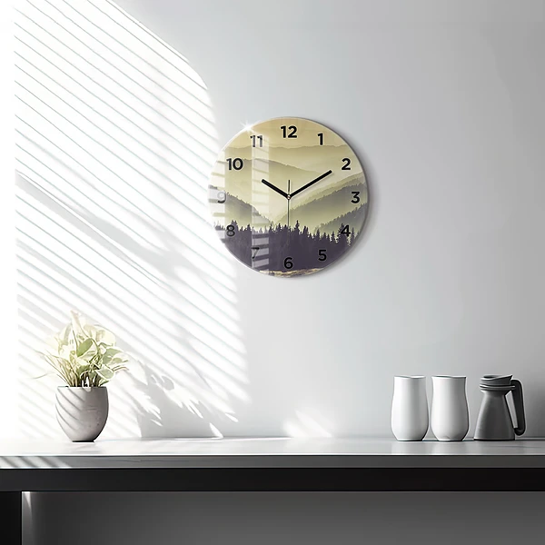 Wanduhr rund Neblige Berghänge