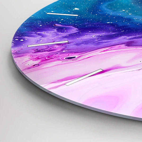 Wanduhr rund Bunter Hintergrund