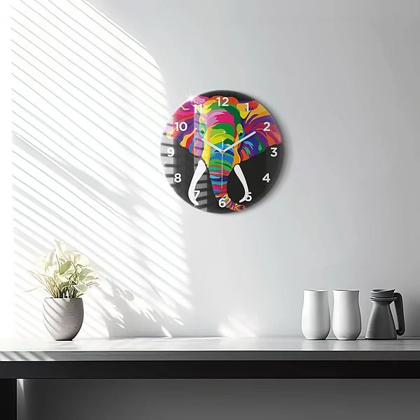 Wanduhr glas rund Gefärbter Elefant