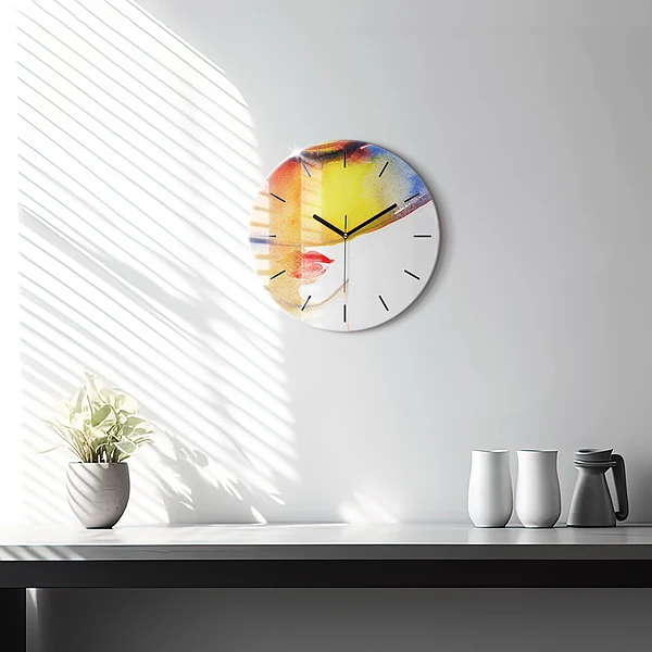 Wanduhr rund mit motiv Frau mit Hut