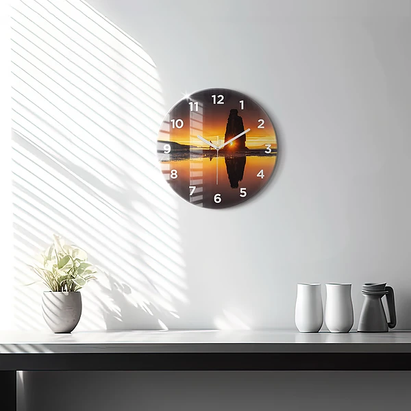 Wanduhr glas rund Läufer und Sonnenuntergang