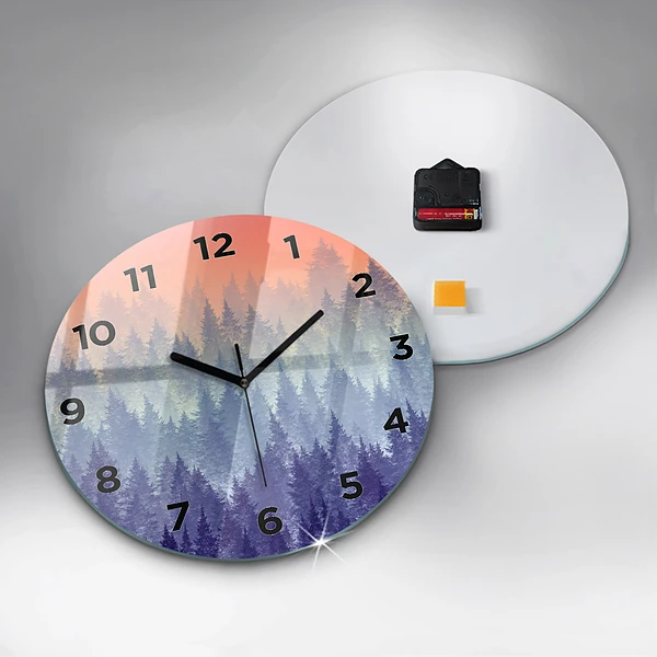 Wanduhr rund Wald im Nebel