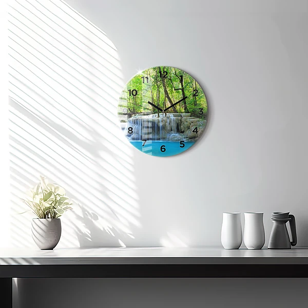 Wanduhr rund mit motiv Wasserfall im Wald