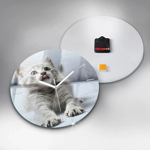 Wanduhr rund mit motiv Katze auf dem Sofa