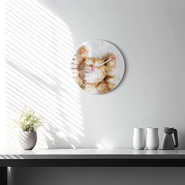 Wanduhr rund Kleine Katze schlafend