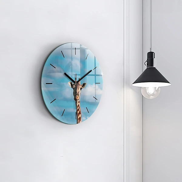 Wanduhr glas rund Große Giraffe vor einem Himmelshintergrund