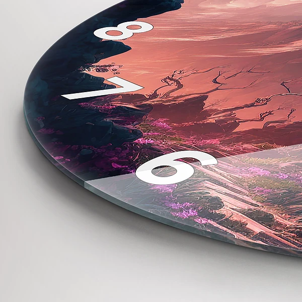 Wanduhr glas rund Magischer Wald und Gebirge