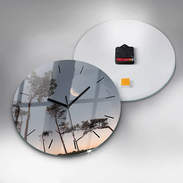 Wanduhr glas rund Mondsichel und Bäume