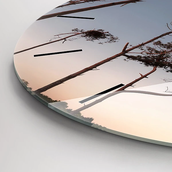 Wanduhr glas rund Mondsichel und Bäume