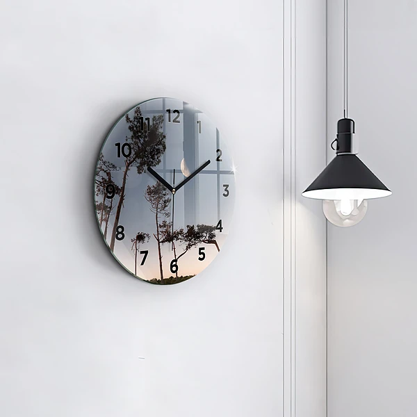 Wanduhr glas rund Mondsichel und Bäume