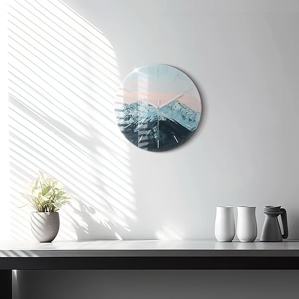 Wanduhr rund mit motiv Bergkette im Winter