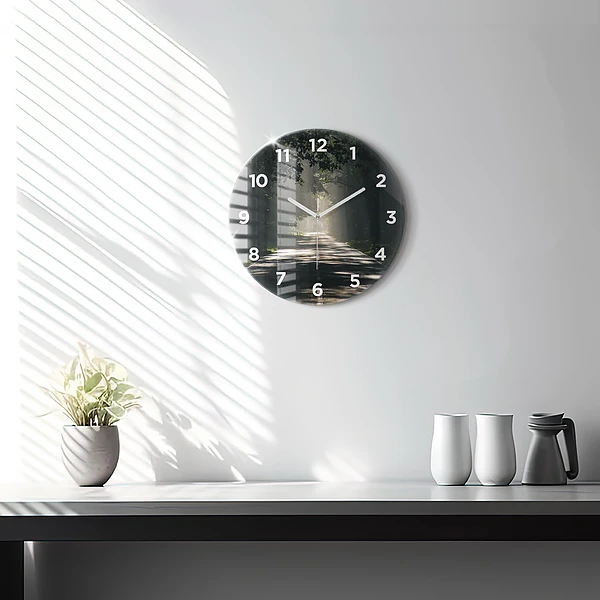 Wanduhr rund mit motiv Waldweg und Sonnenschlieren
