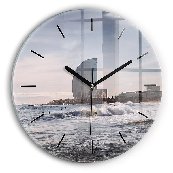 Wanduhr rund mit motiv Surfer in Barcelona