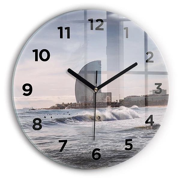 Wanduhr rund mit motiv Surfer in Barcelona