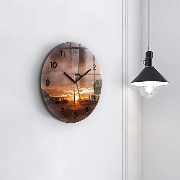 Wanduhr rund Olympischer Park in Barcelona
