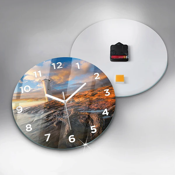 Wanduhr rund Leuchtturm und die Ostsee