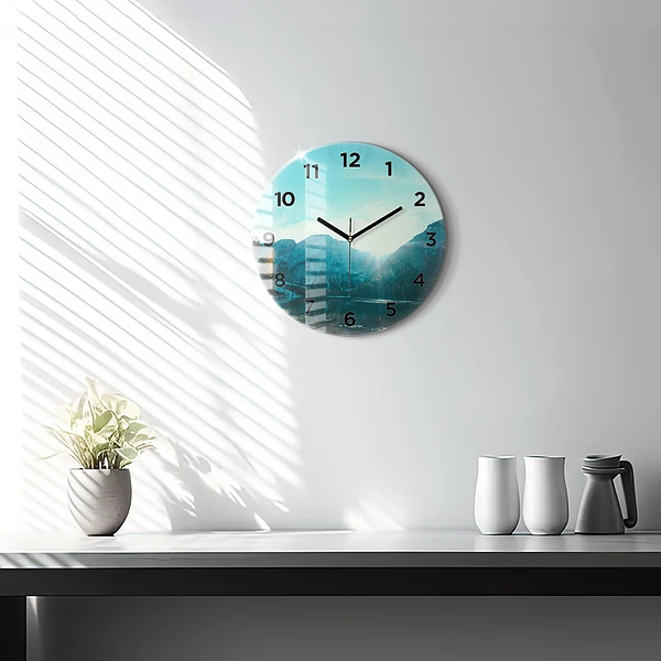 Wanduhr rund mit motiv Berg und Fluss in Polen