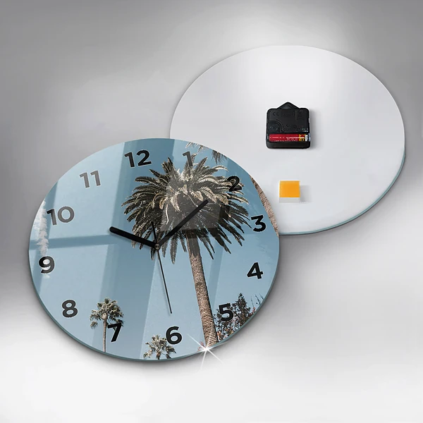 Wanduhr rund Palmen in Los Angeles