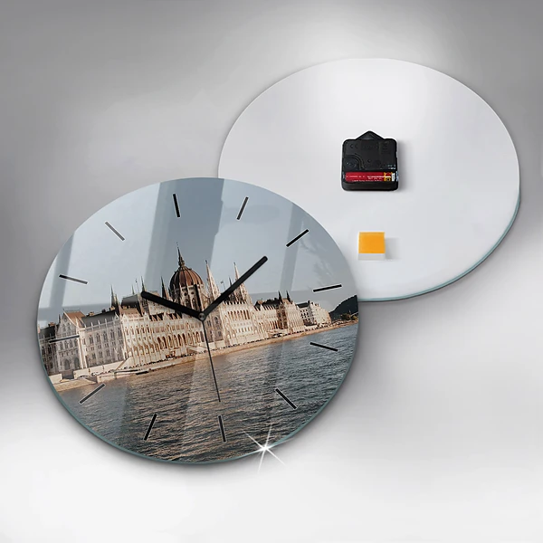 Wanduhr rund Das Parlament in Budapest