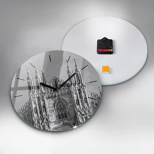 Wanduhr rund Dom von Mailand Kathedrale