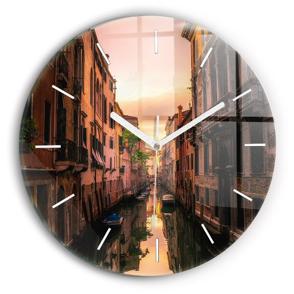 Wanduhr rund mit motiv Blick über den Kanal in der Stadt