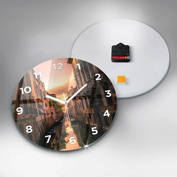 Wanduhr rund mit motiv Blick über den Kanal in der Stadt