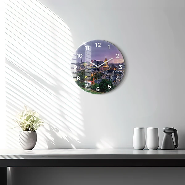 Wanduhr glas rund Edinburgh vom Calton Hill aus