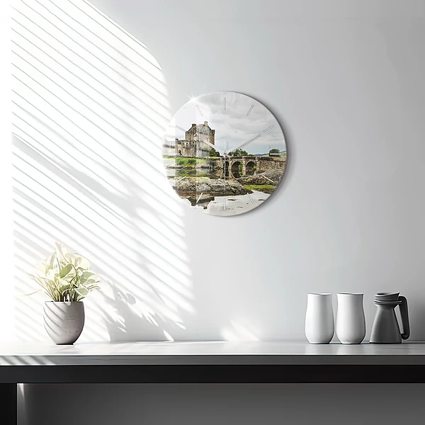 Wanduhr rund mit motiv Schloss Eilean Donan in Schottland