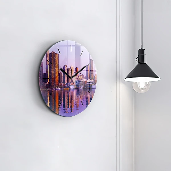 Wanduhr glas rund Blick auf US-Wolkenkratzer