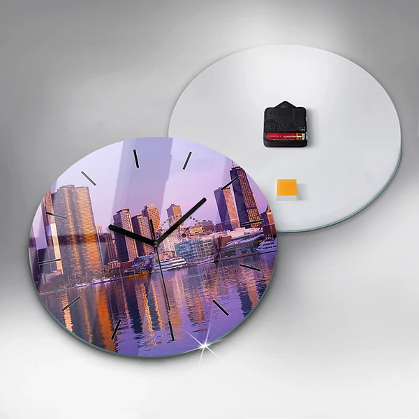 Wanduhr glas rund Blick auf US-Wolkenkratzer