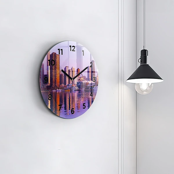 Wanduhr glas rund Blick auf US-Wolkenkratzer