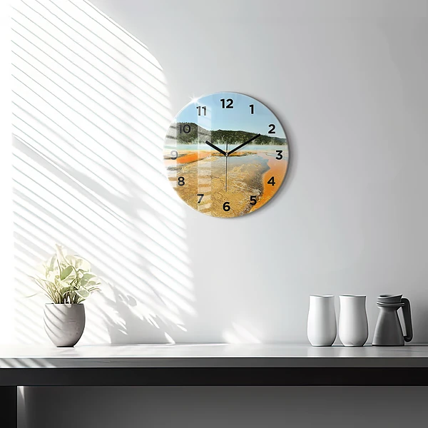Wanduhr glas rund See mit Bergen