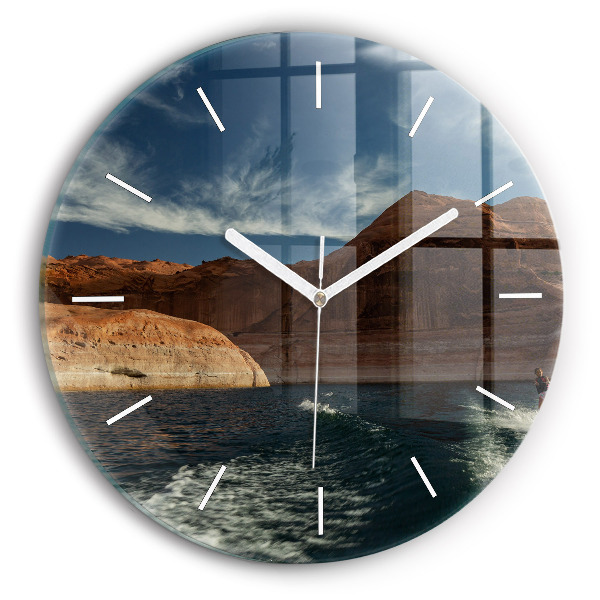 Wanduhr glas rund Person auf Wasserskiern