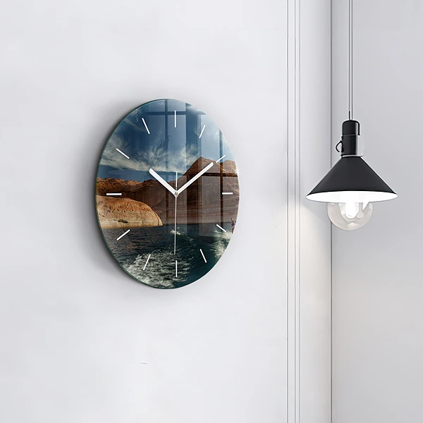 Wanduhr glas rund Person auf Wasserskiern