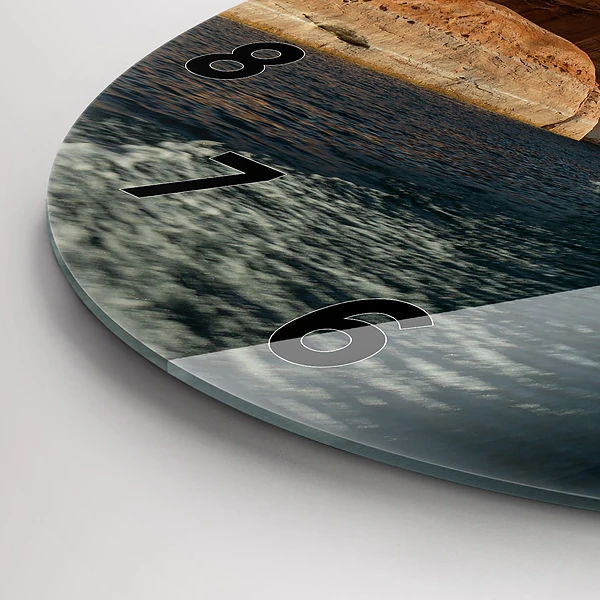 Wanduhr glas rund Person auf Wasserskiern
