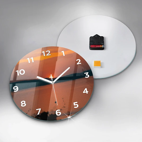 Wanduhr glas rund Balaton am Abend