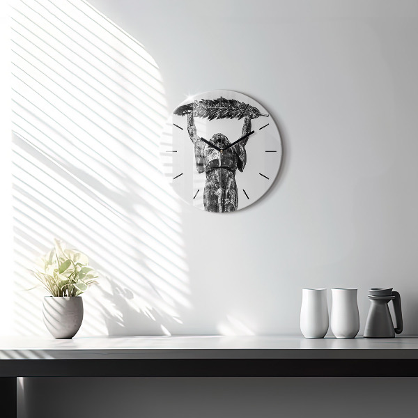 Wanduhr glas rund Freiheitsstatue in Budapest