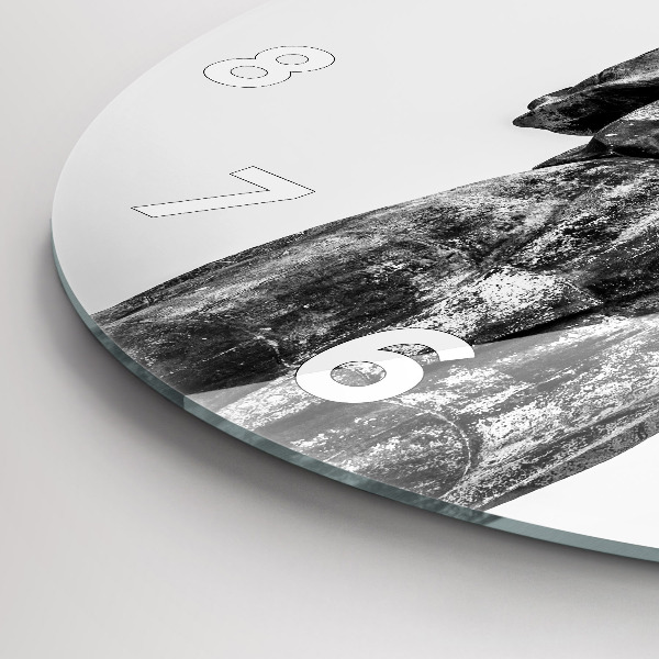 Wanduhr glas rund Freiheitsstatue in Budapest